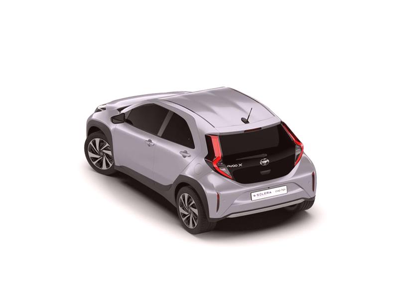 2266917 1.0 VVT-i Edge 5dr [Canvas]